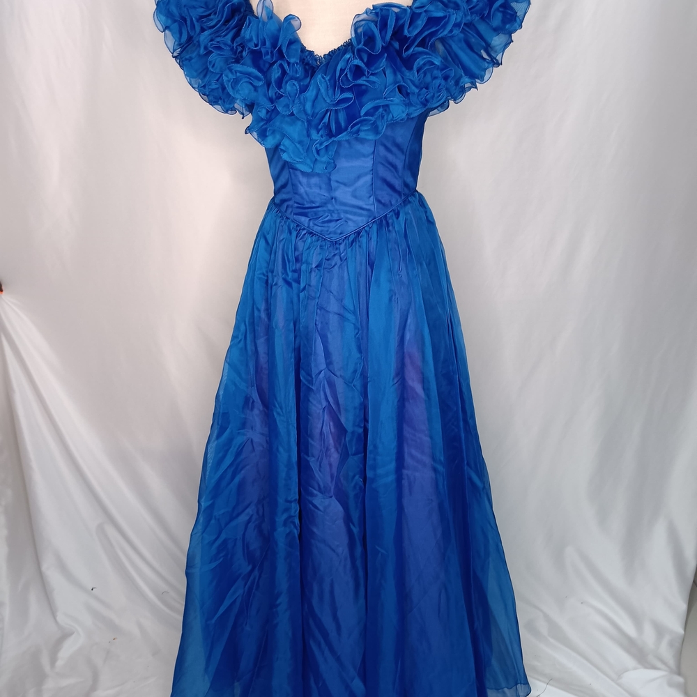 Royal Blue Ruffled Prom Dress